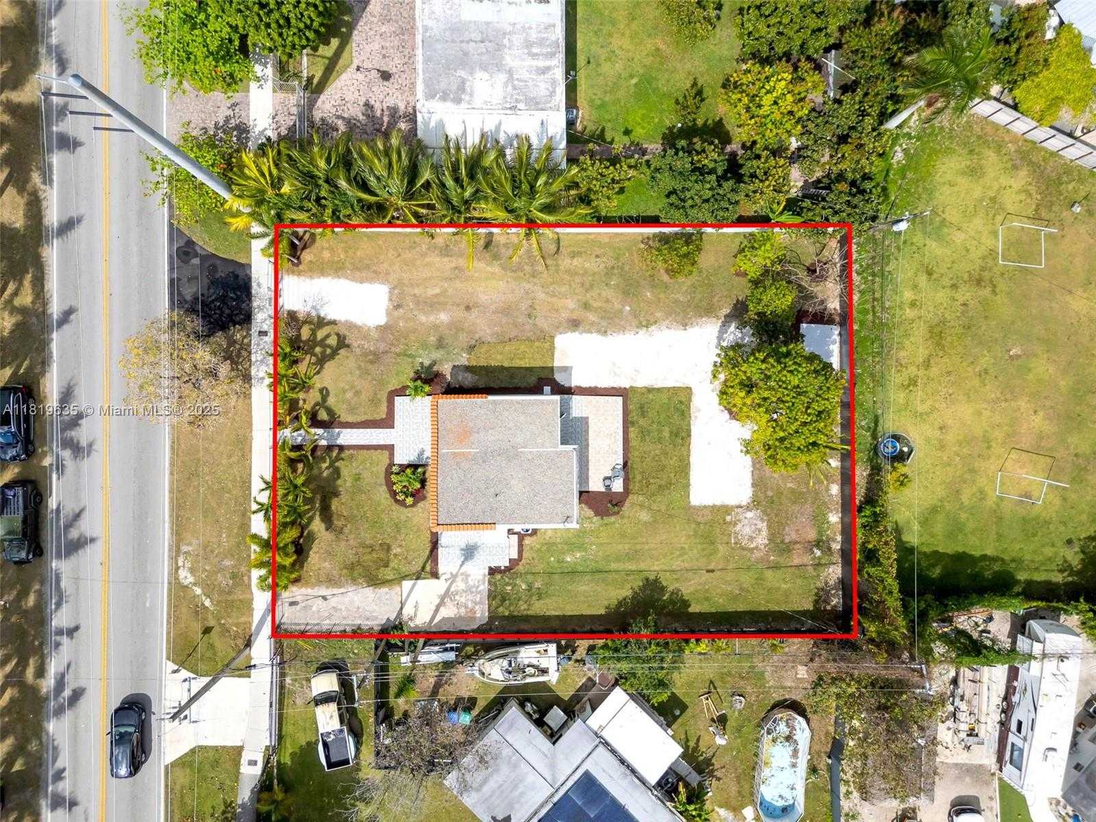 Small Image of 29035 SOUTH WEST 157TH AVE, Homestead Number 24