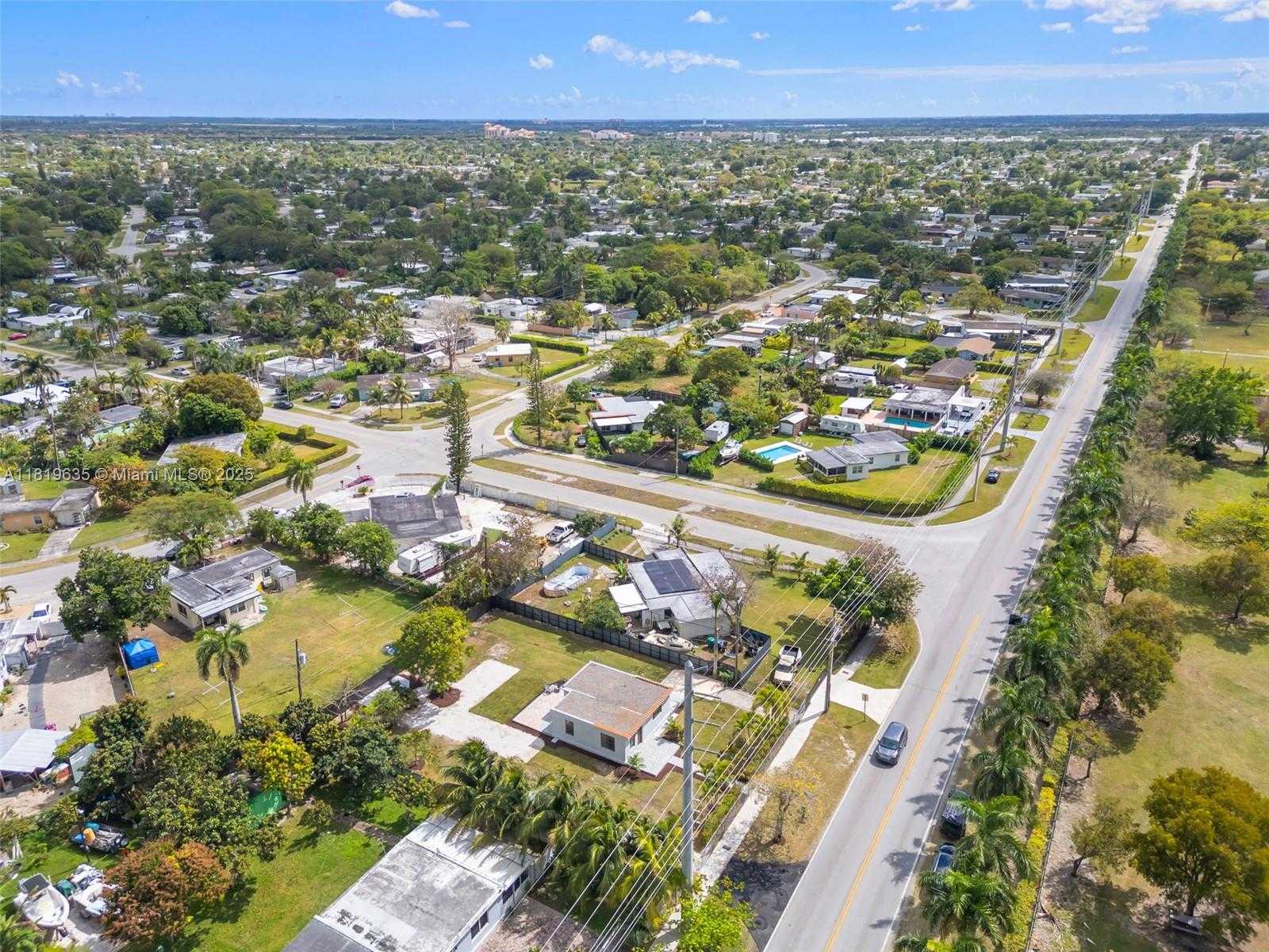 Small Image of 29035 SOUTH WEST 157TH AVE, Homestead Number 29