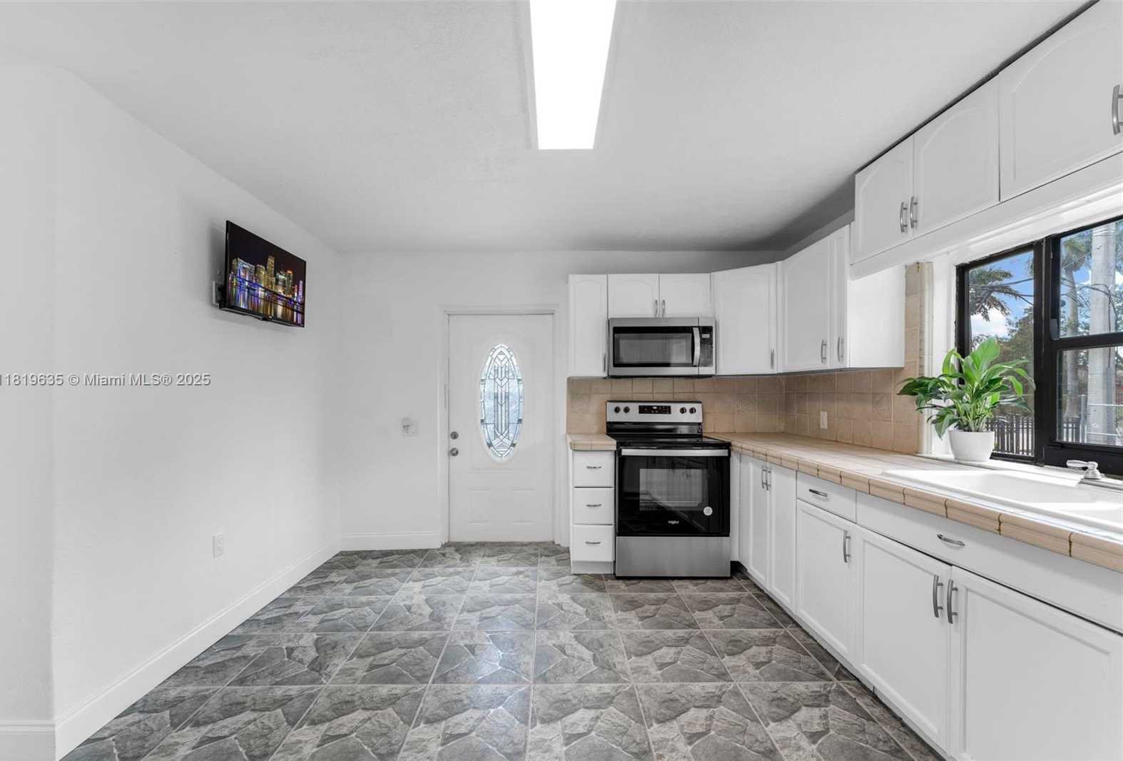 Small Image of 29035 SOUTH WEST 157TH AVE, Homestead Number 8