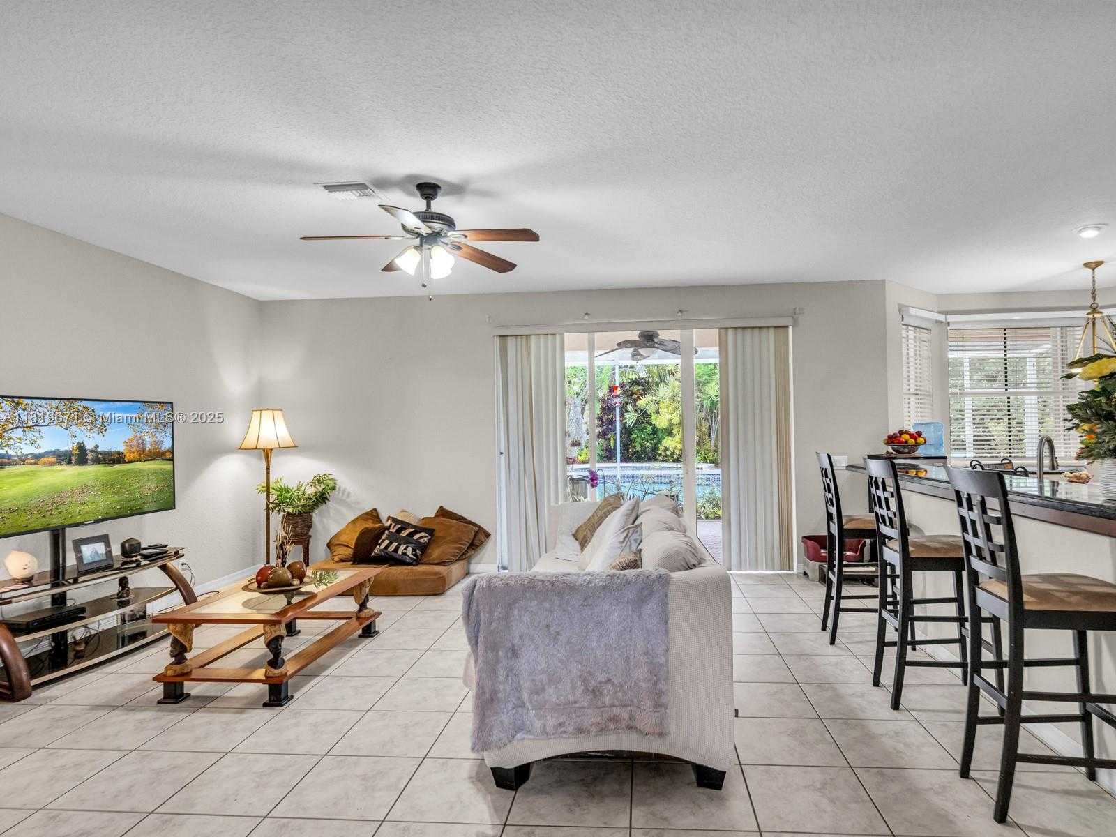Small Image of 4209 PINEWOOD LN, Weston Number 16