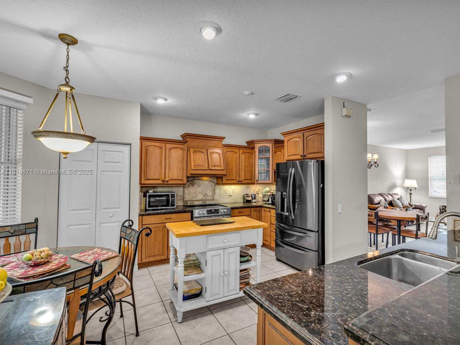 Small Image of 4209 PINEWOOD LN, Weston Number 23