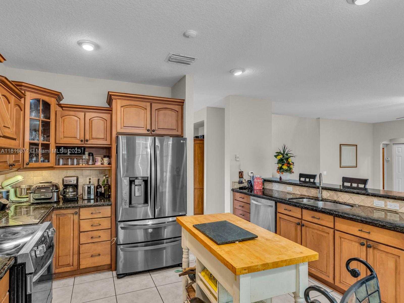 Small Image of 4209 PINEWOOD LN, Weston Number 24