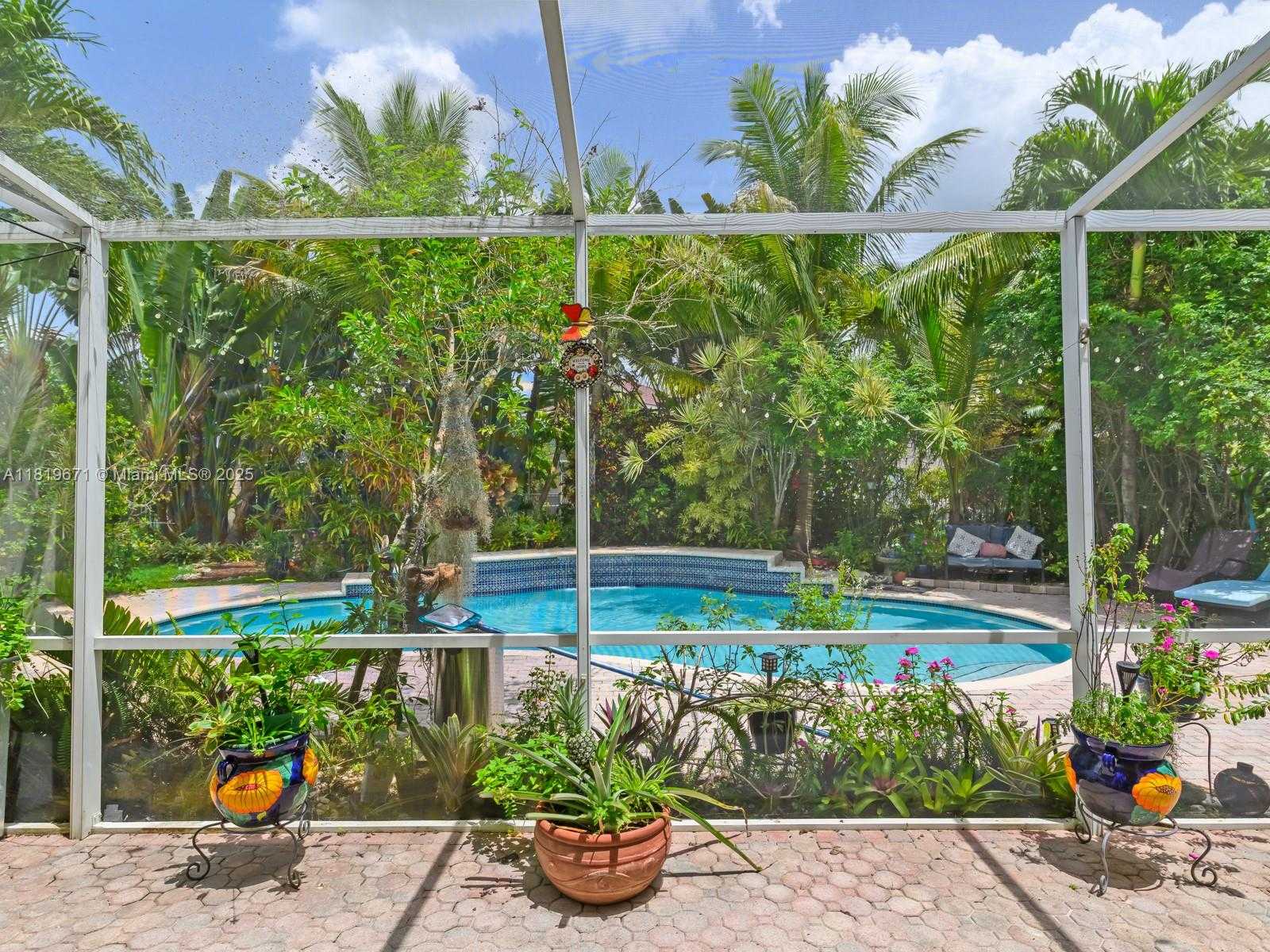 Small Image of 4209 PINEWOOD LN, Weston Number 41