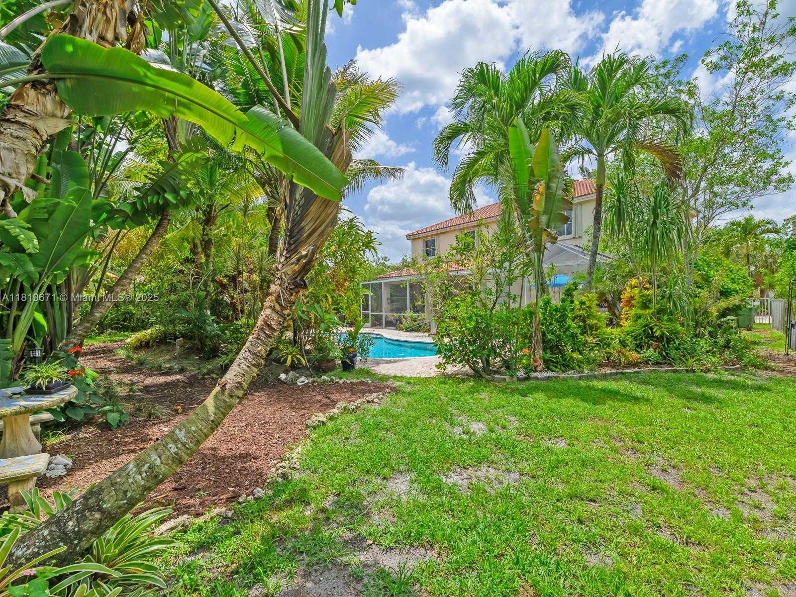 Small Image of 4209 PINEWOOD LN, Weston Number 49