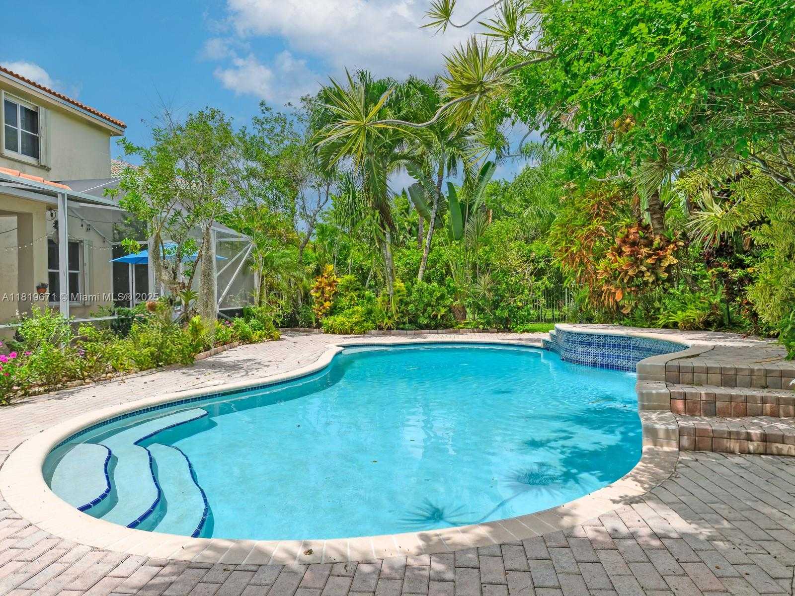 Small Image of 4209 PINEWOOD LN, Weston Number 54