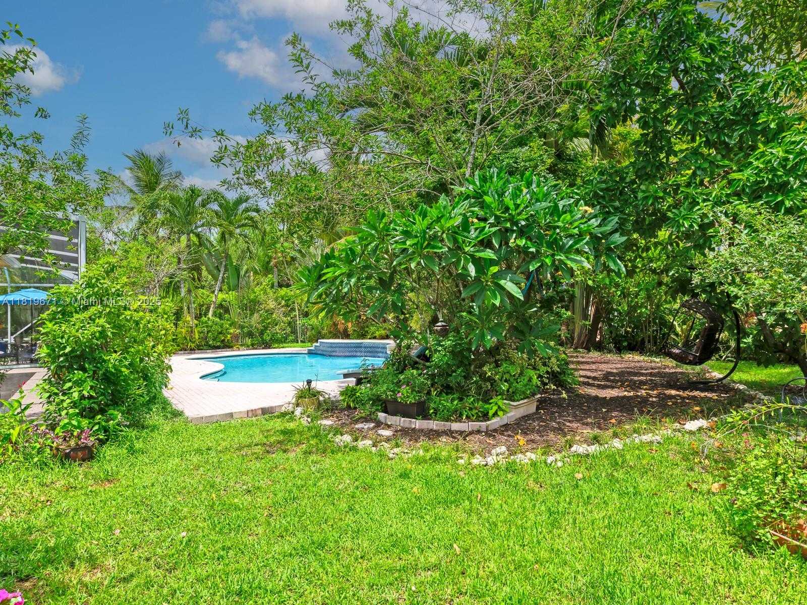 Small Image of 4209 PINEWOOD LN, Weston Number 57