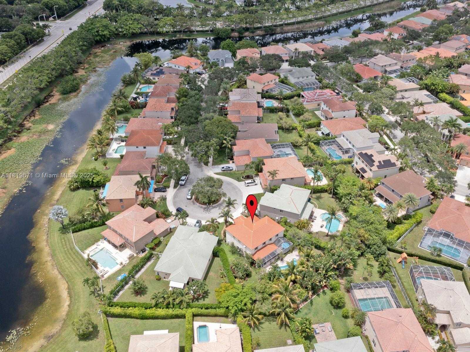 Small Image of 4209 PINEWOOD LN, Weston Number 71