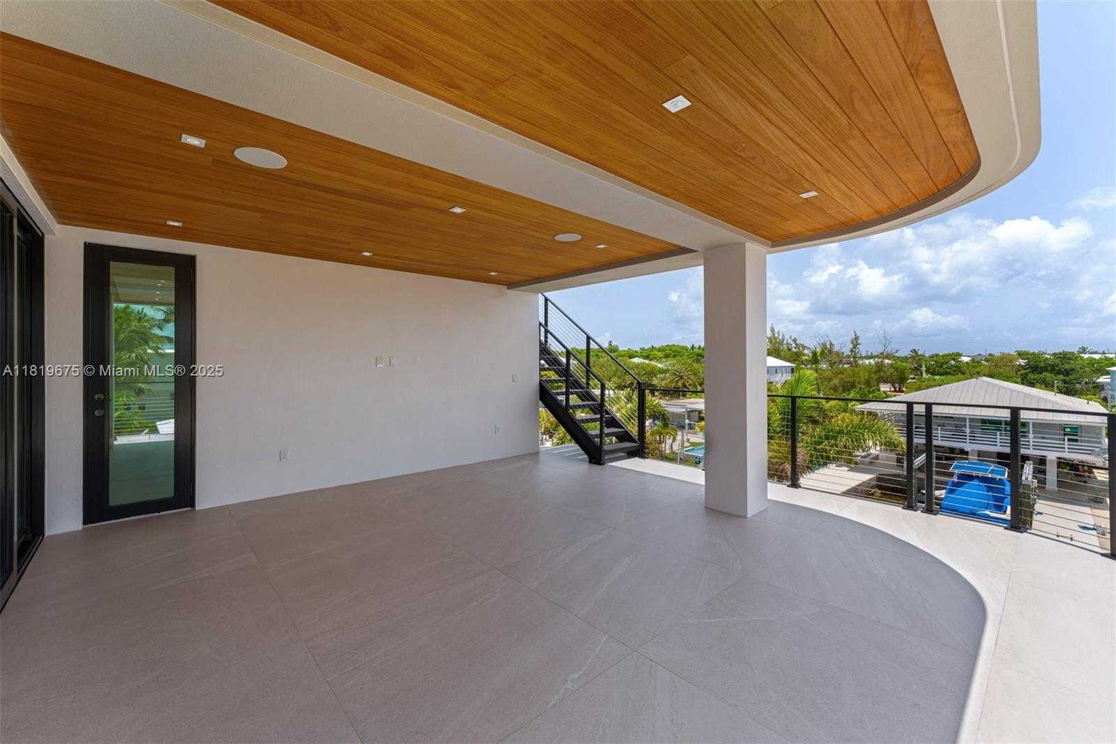 Small Image of 301 BUTTONWOOD CIR #B, Key Largo Number 18