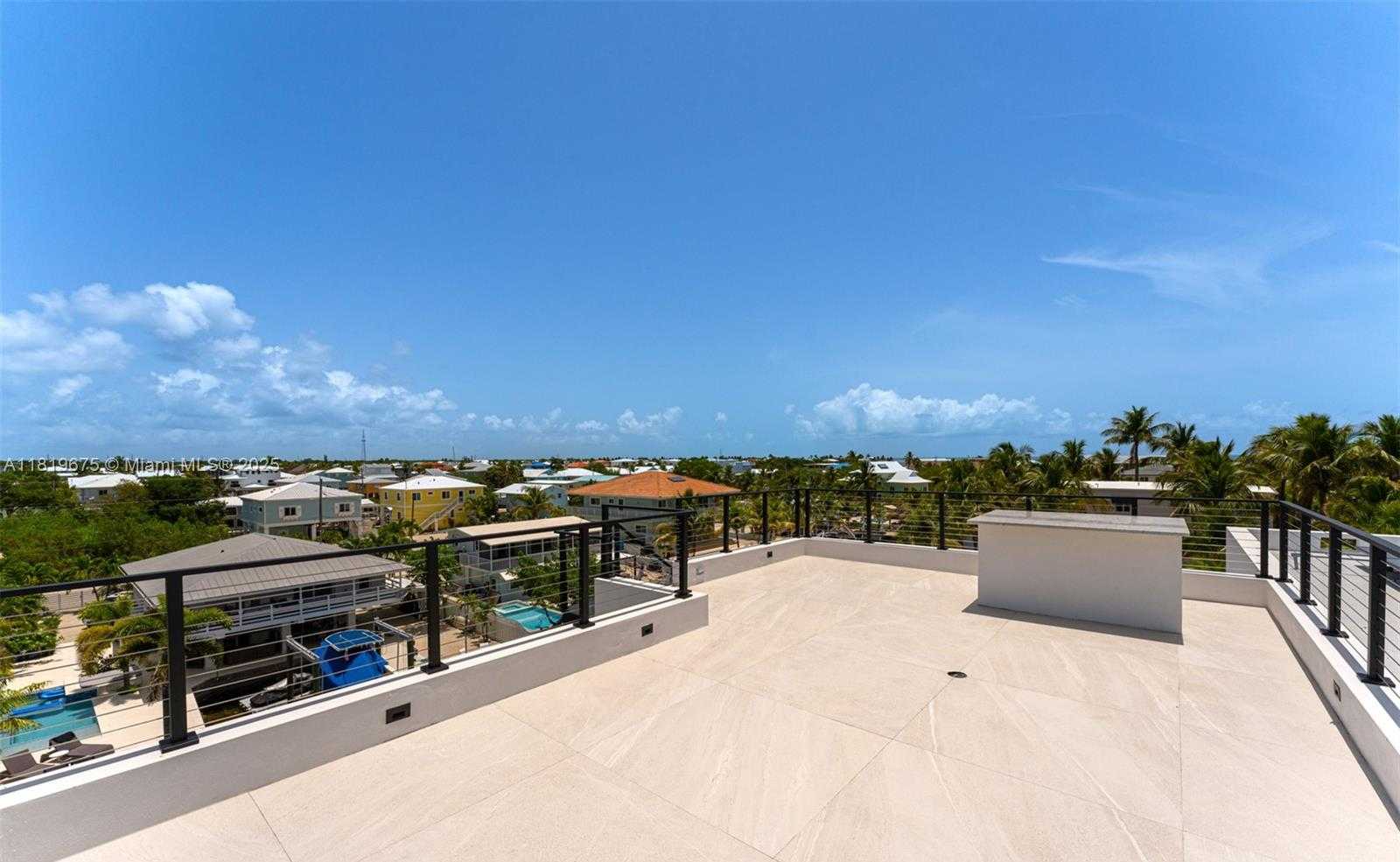 Small Image of 301 BUTTONWOOD CIR #B, Key Largo Number 27