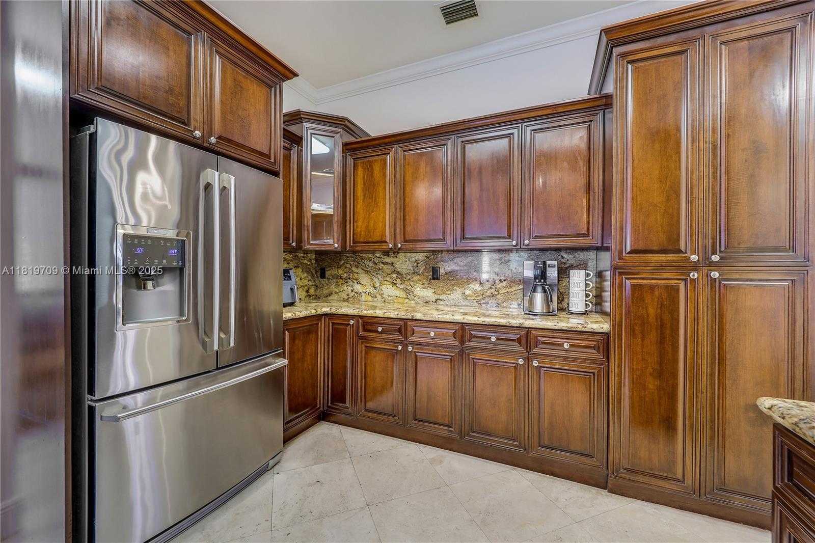 Small Image of 16763 NORTH WEST 77TH PATH, Miami Lakes Number 11