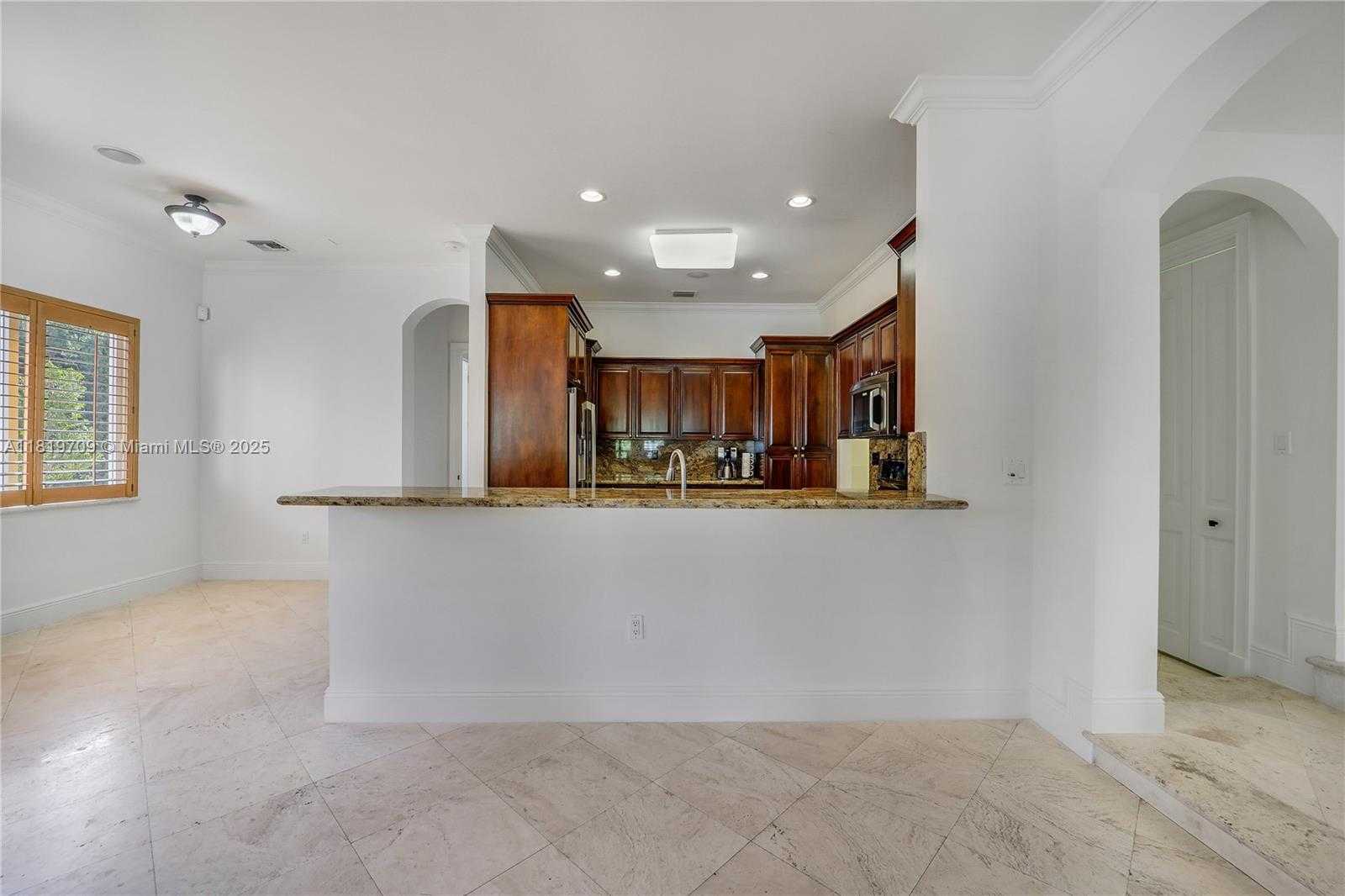 Small Image of 16763 NORTH WEST 77TH PATH, Miami Lakes Number 14