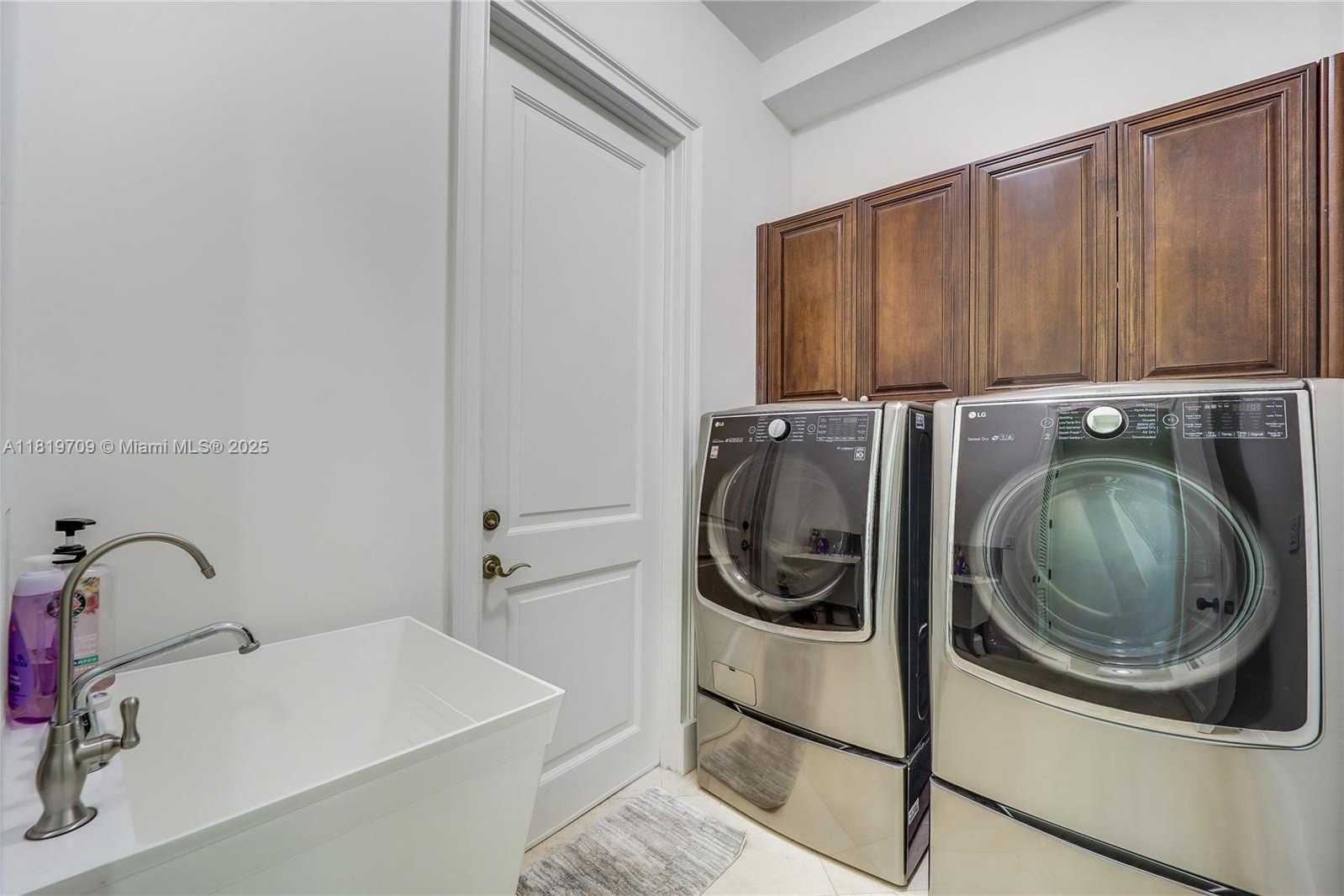 Small Image of 16763 NORTH WEST 77TH PATH, Miami Lakes Number 19