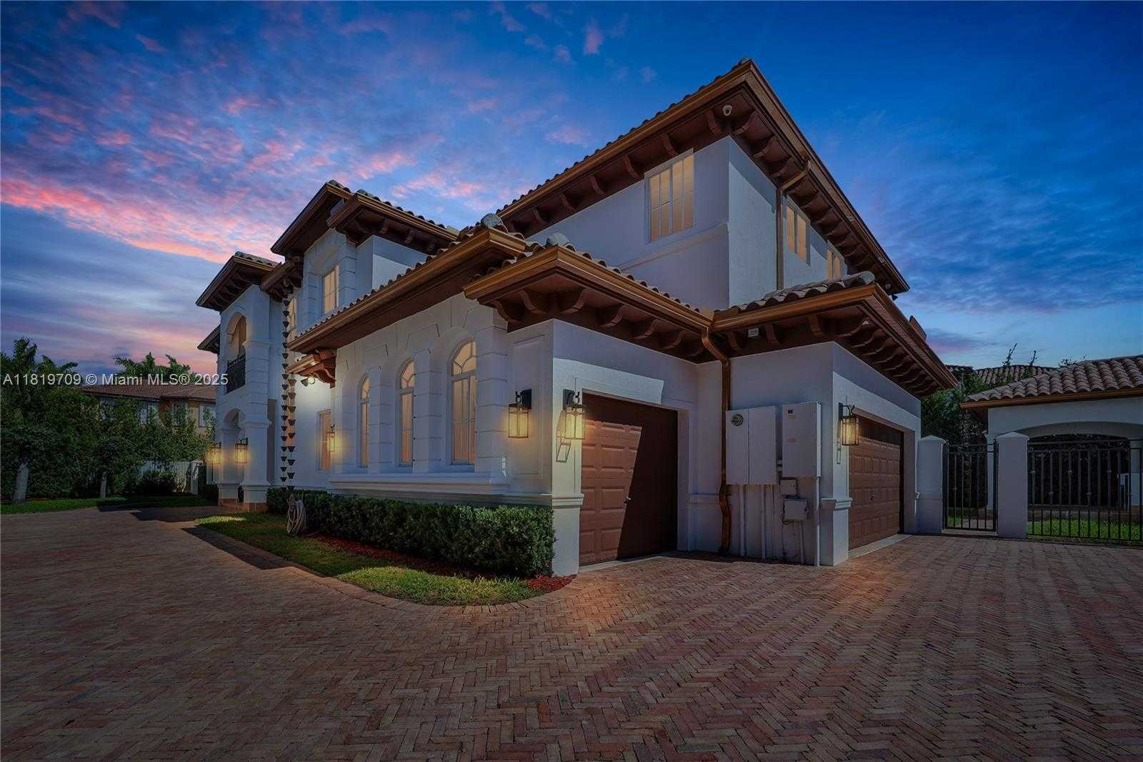 Small Image of 16763 NORTH WEST 77TH PATH, Miami Lakes Number 36