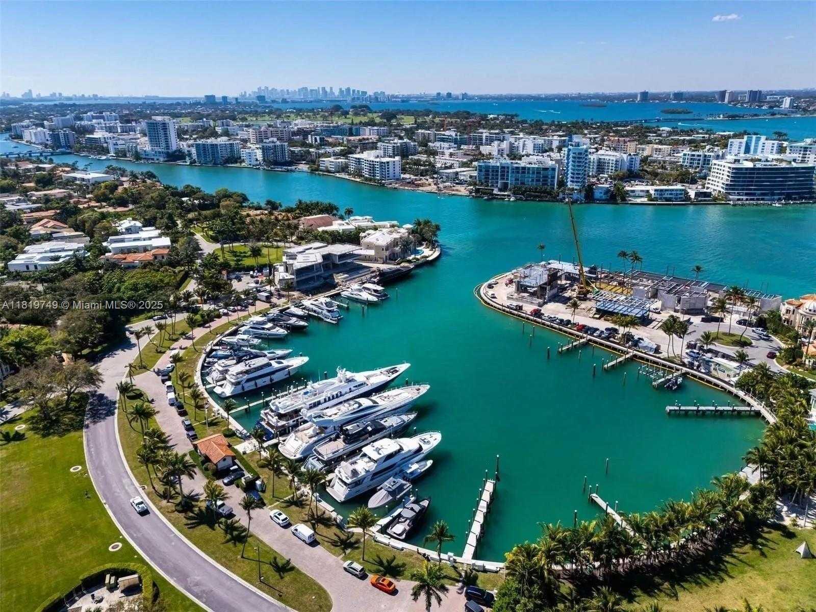 Small Image of 96 BAL CROSS DR, Bal Harbour Number 11