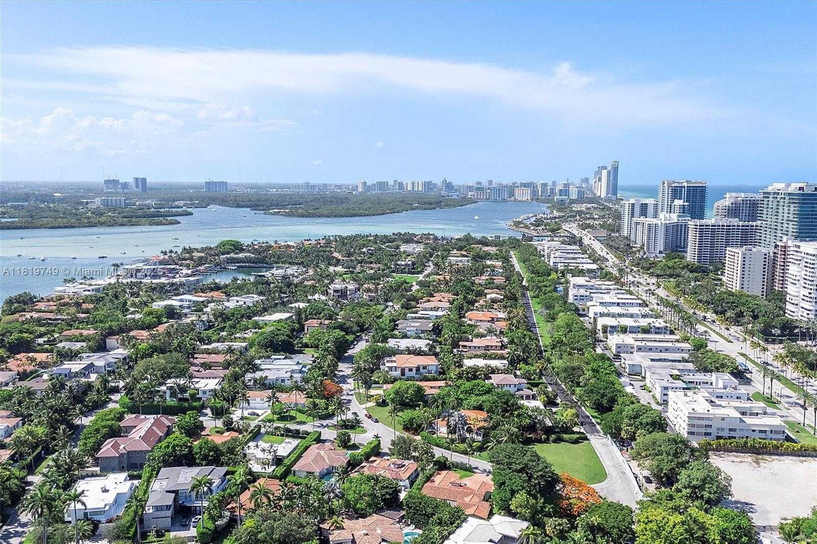 Small Image of 96 BAL CROSS DR, Bal Harbour Number 18