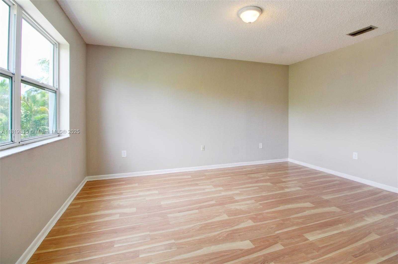 Small Image of 9741 SOUTH WEST 12TH ST, Pembroke Pines Number 18