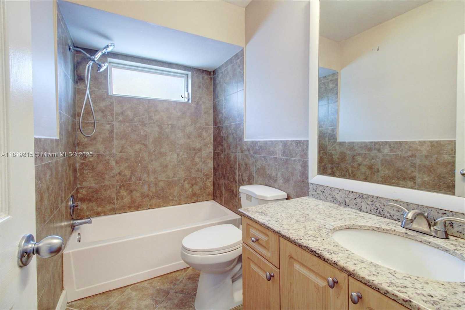 Small Image of 9741 SOUTH WEST 12TH ST, Pembroke Pines Number 24
