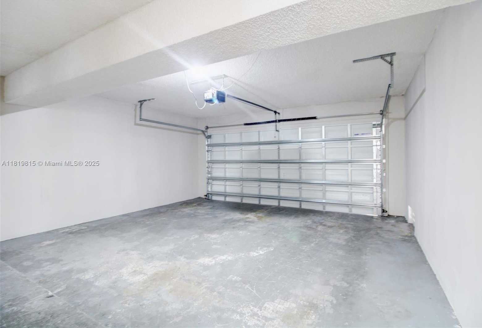 Small Image of 9741 SOUTH WEST 12TH ST, Pembroke Pines Number 8
