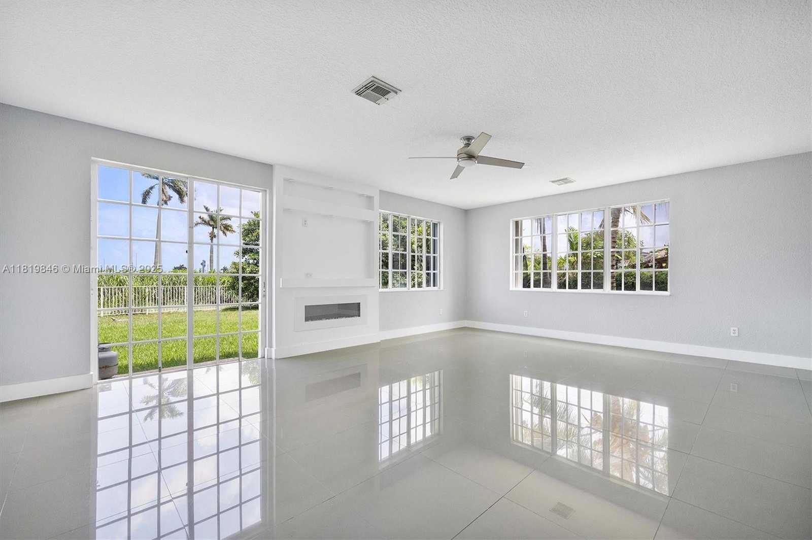 Small Image of 27681 SOUTH WEST 139TH PL, Homestead Number 11