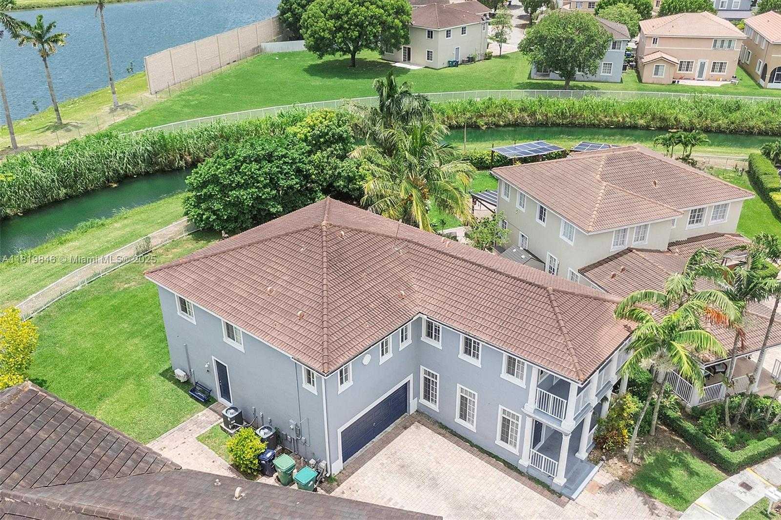 Small Image of 27681 SOUTH WEST 139TH PL, Homestead Number 38