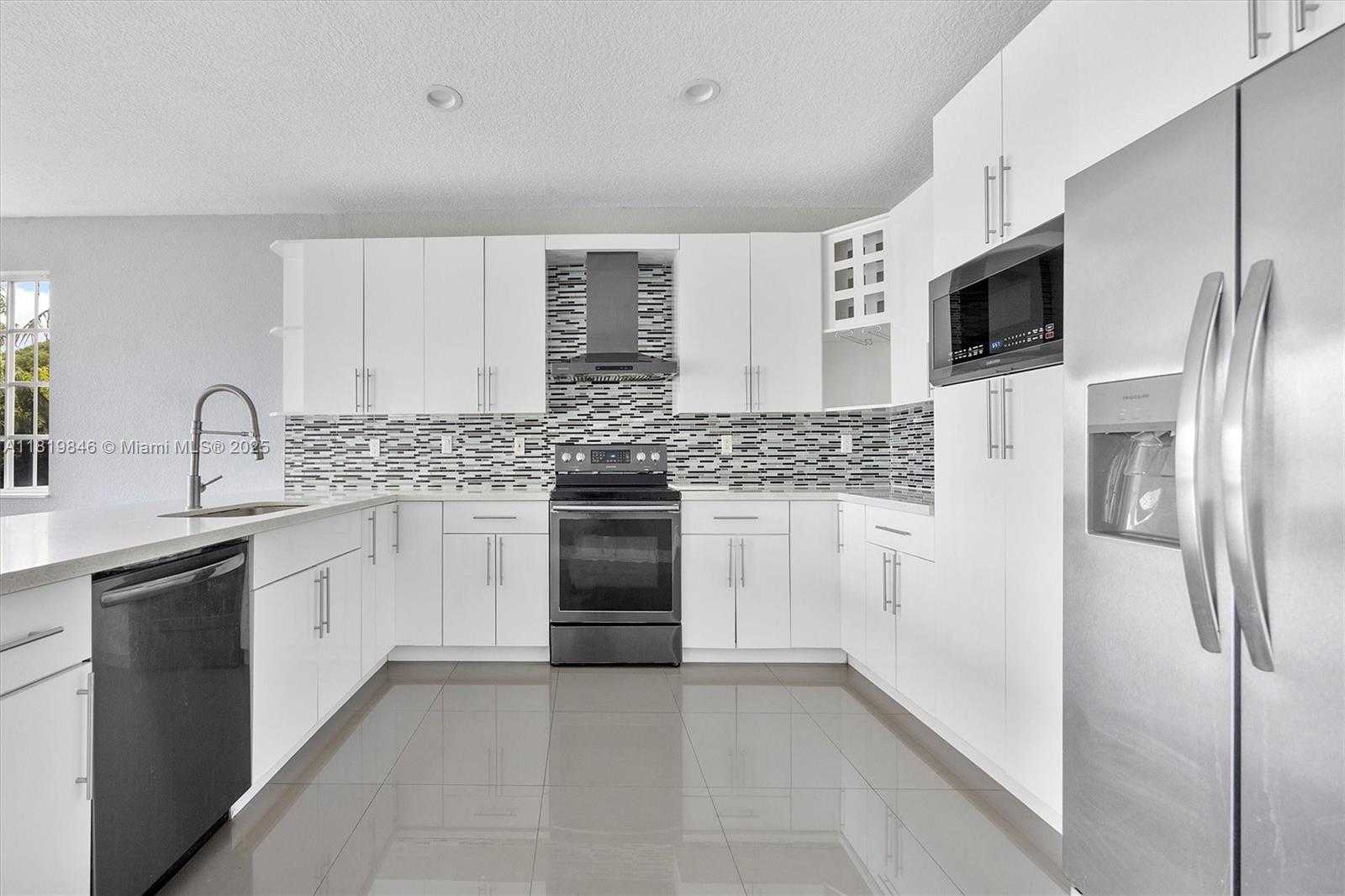 Small Image of 27681 SOUTH WEST 139TH PL, Homestead Number 8