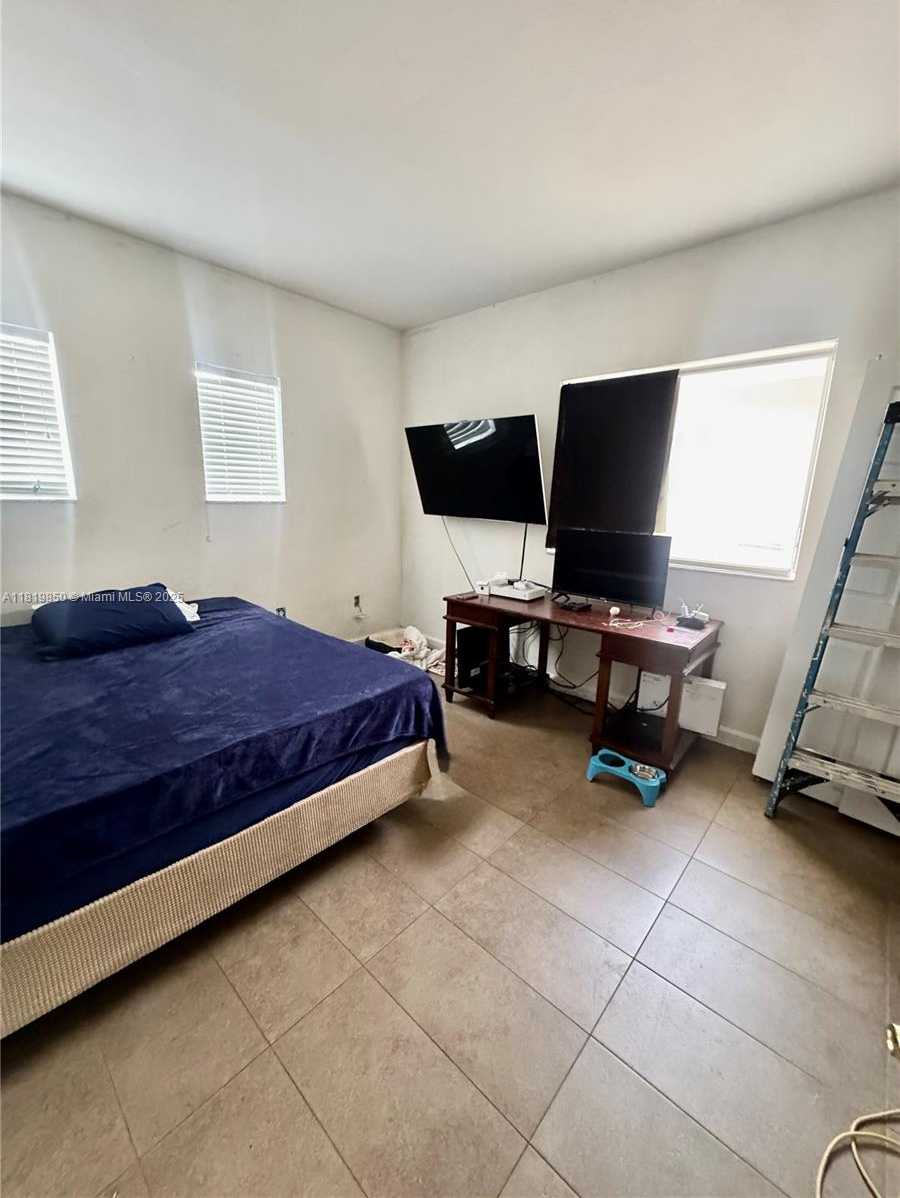 Small Image of 373 NORTH EAST 35TH AVE, Homestead Number 6