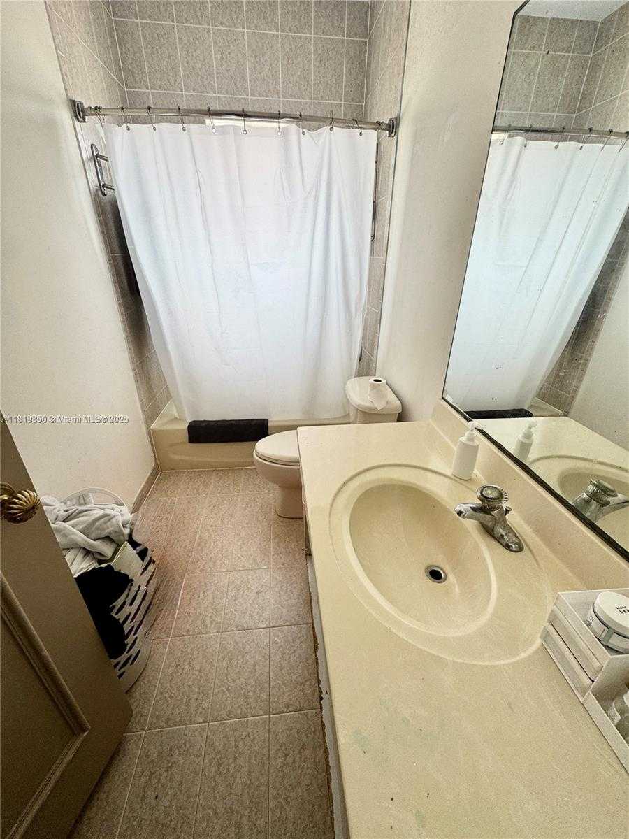 Small Image of 373 NORTH EAST 35TH AVE, Homestead Number 7