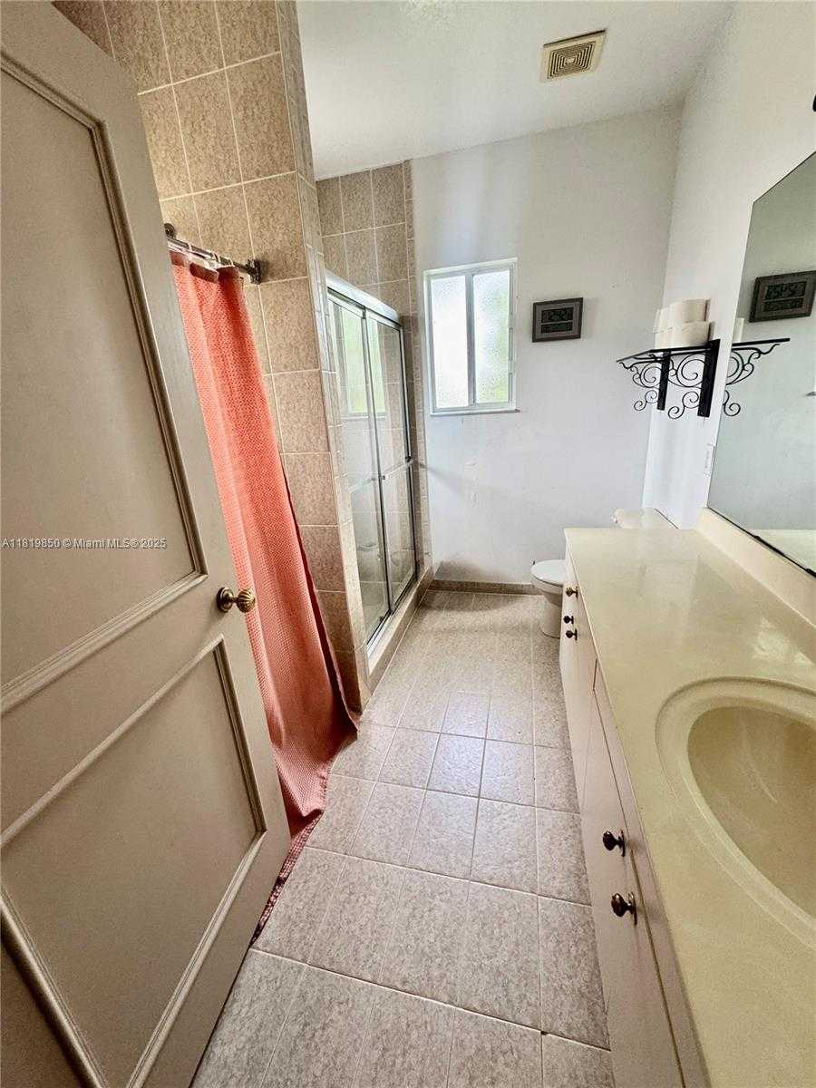 Small Image of 373 NORTH EAST 35TH AVE, Homestead Number 9