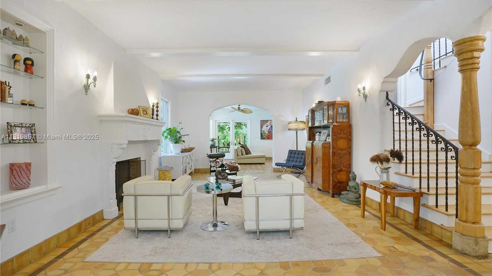 Small Image of 2050 ALTON RD, Miami Beach Number 11