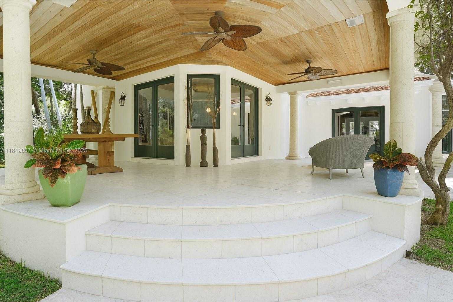 Small Image of 2050 ALTON RD, Miami Beach Number 13