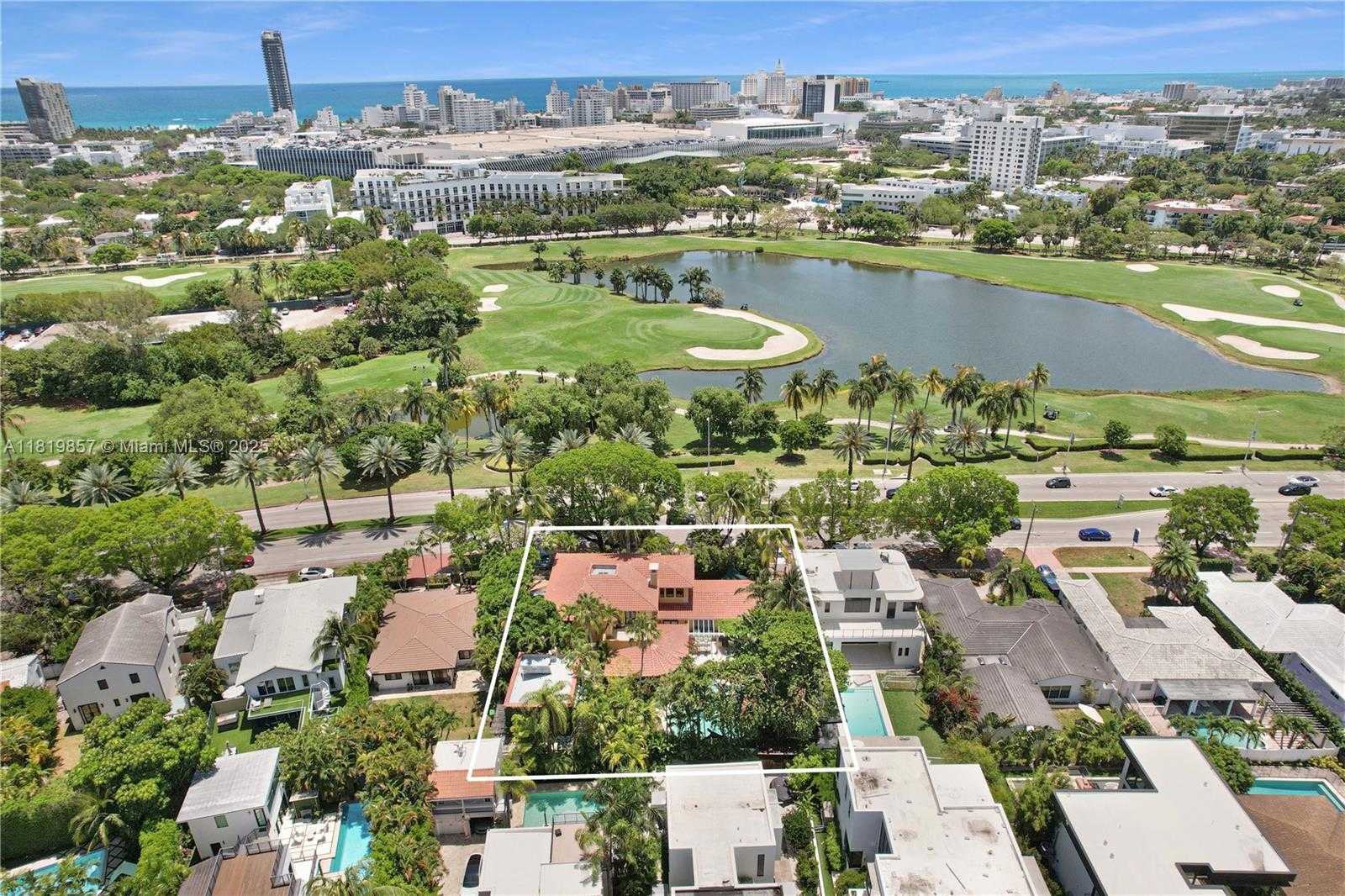 Small Image of 2050 ALTON RD, Miami Beach Number 44