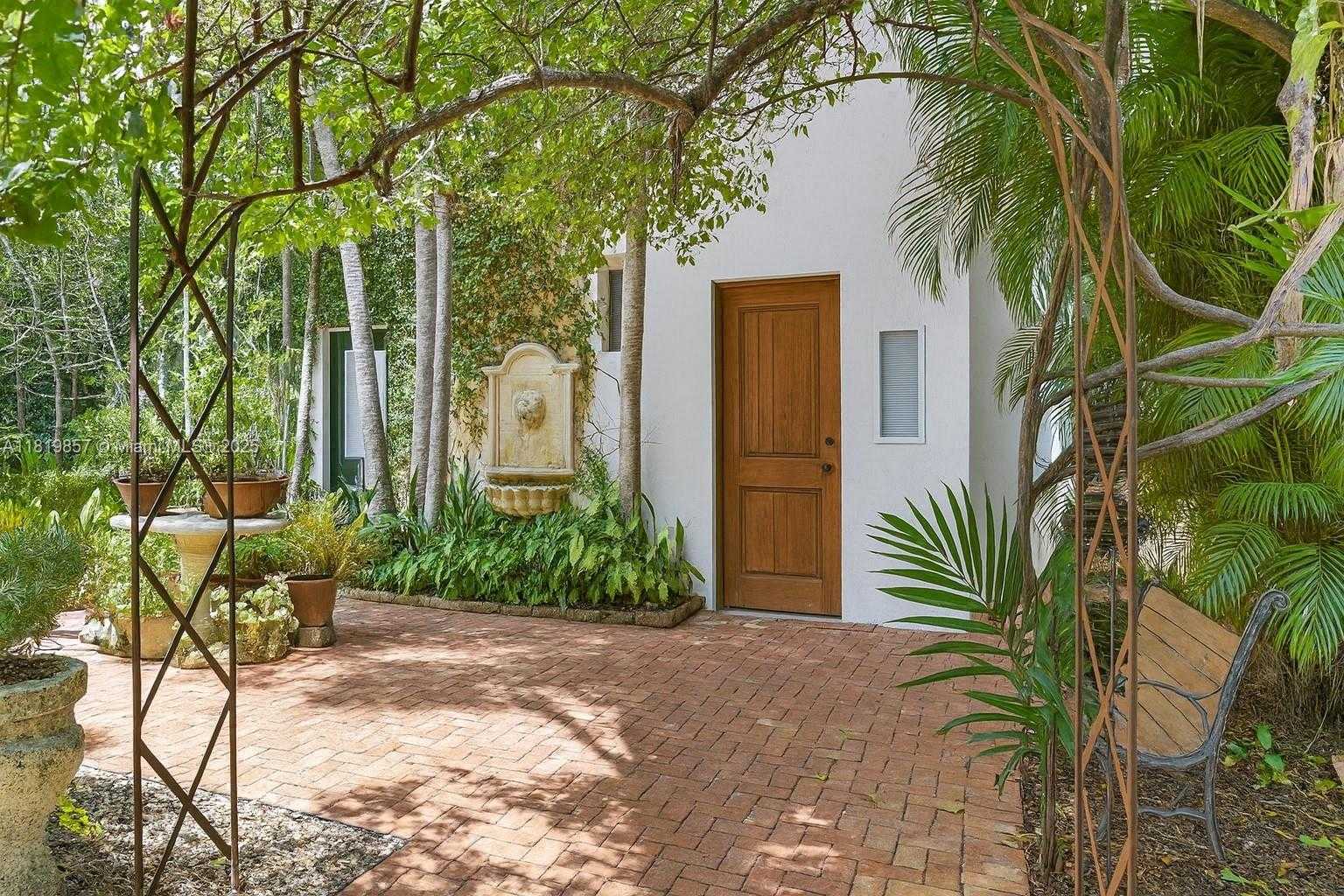 Small Image of 2050 ALTON RD, Miami Beach Number 6