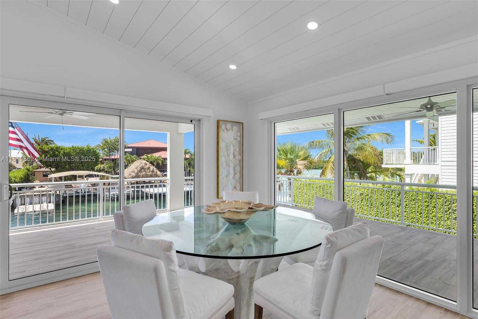 Small Image of 126 VILLA BELLA DR, Islamorada Number 13
