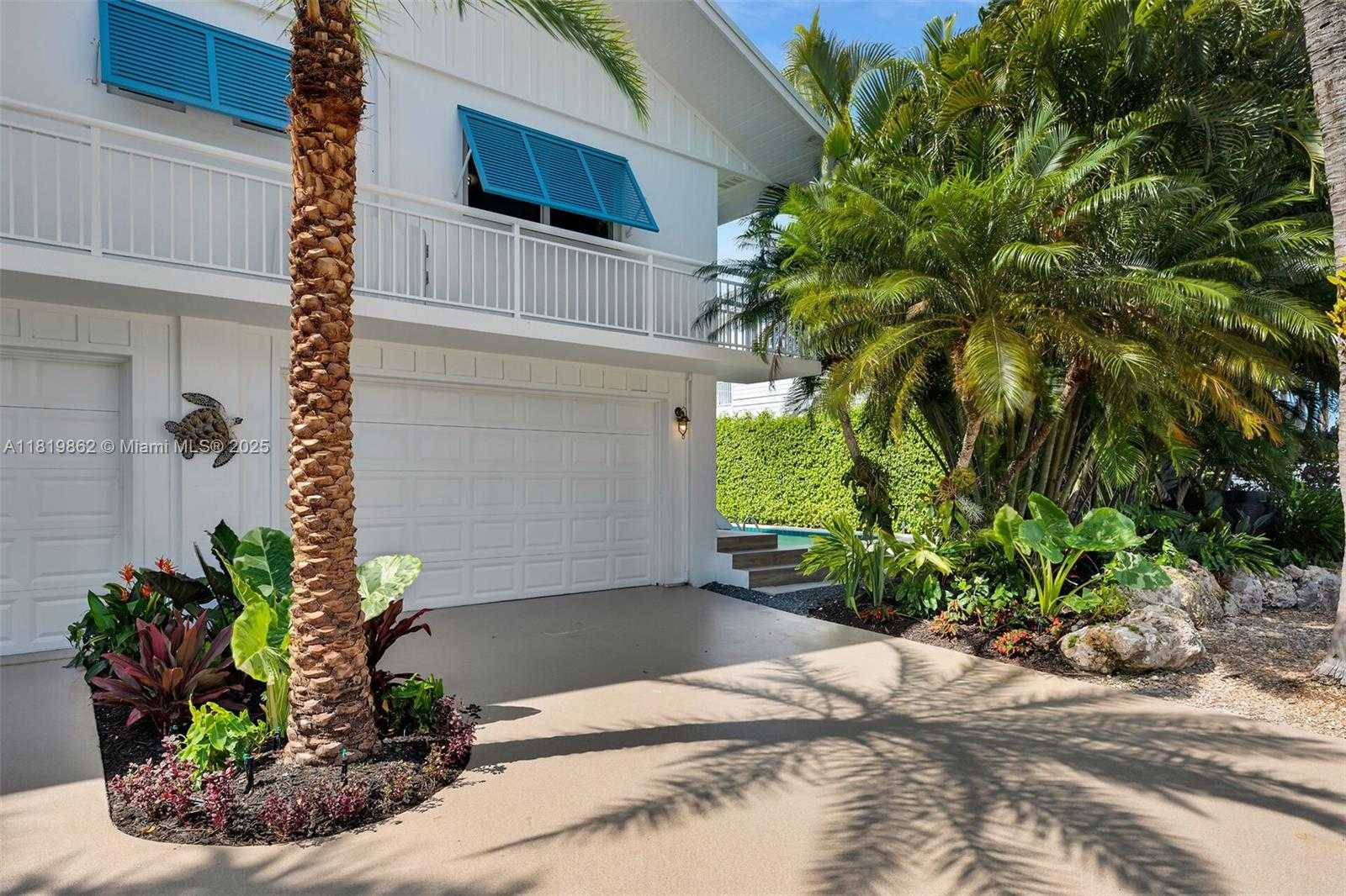 Small Image of 126 VILLA BELLA DR, Islamorada Number 19
