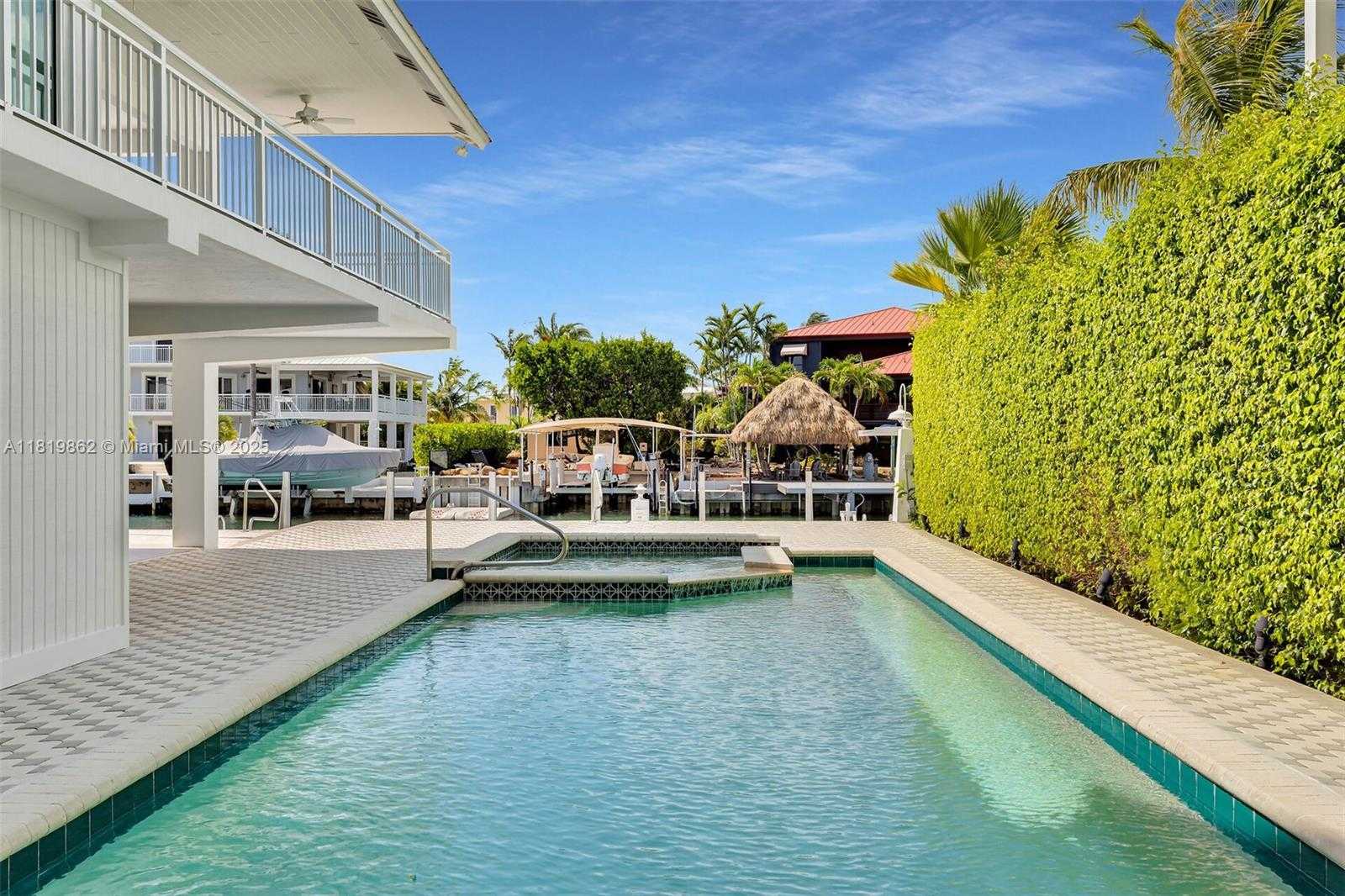 Small Image of 126 VILLA BELLA DR, Islamorada Number 25