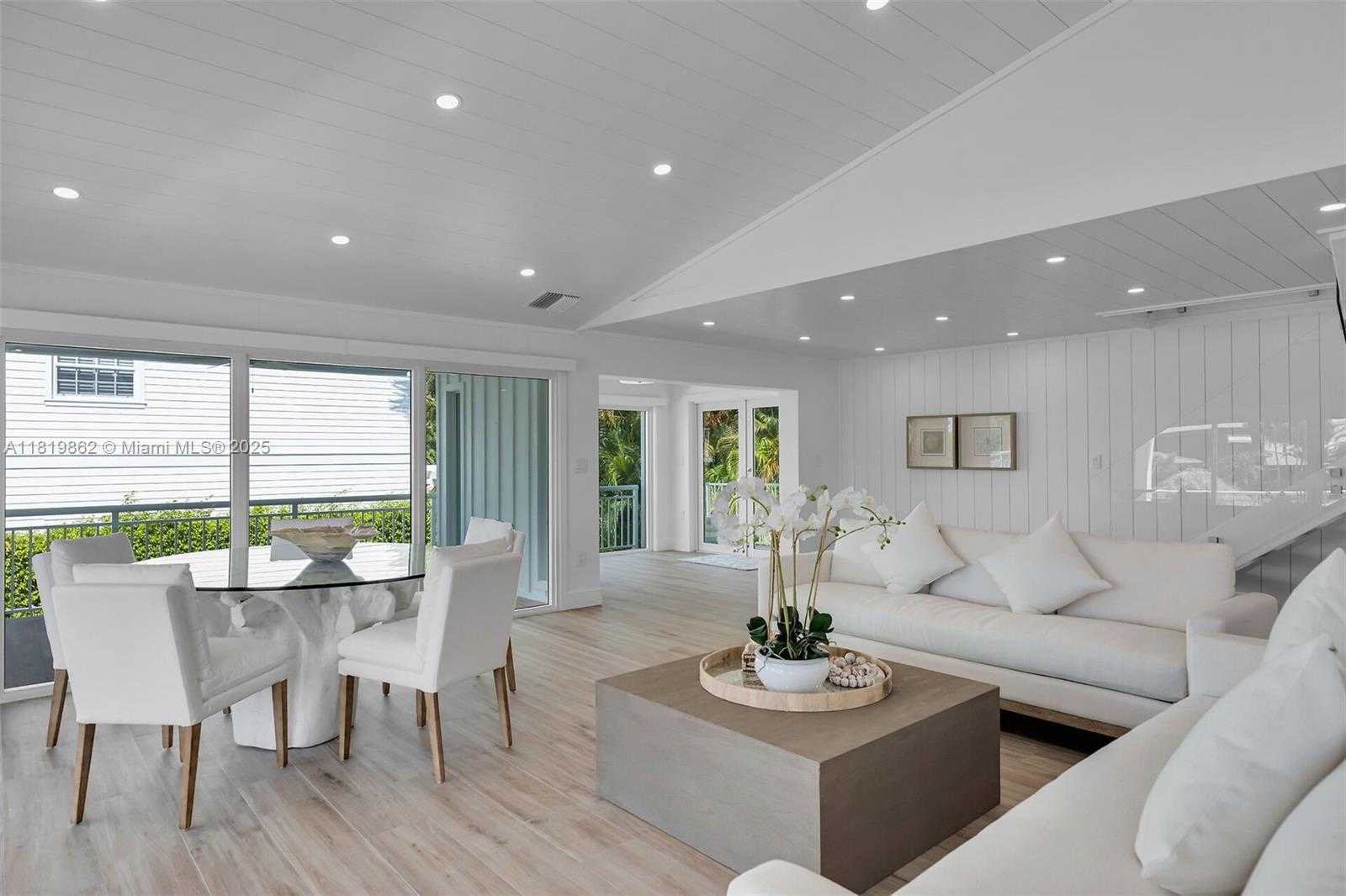 Small Image of 126 VILLA BELLA DR, Islamorada Number 27