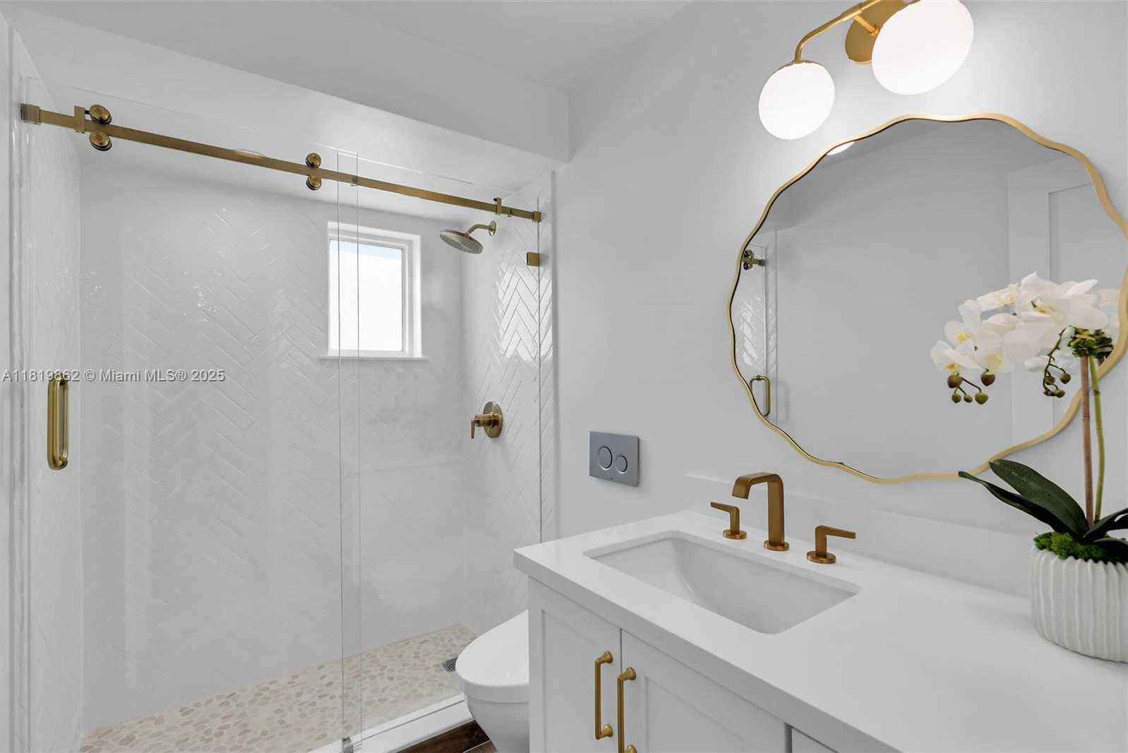 Small Image of 126 VILLA BELLA DR, Islamorada Number 37