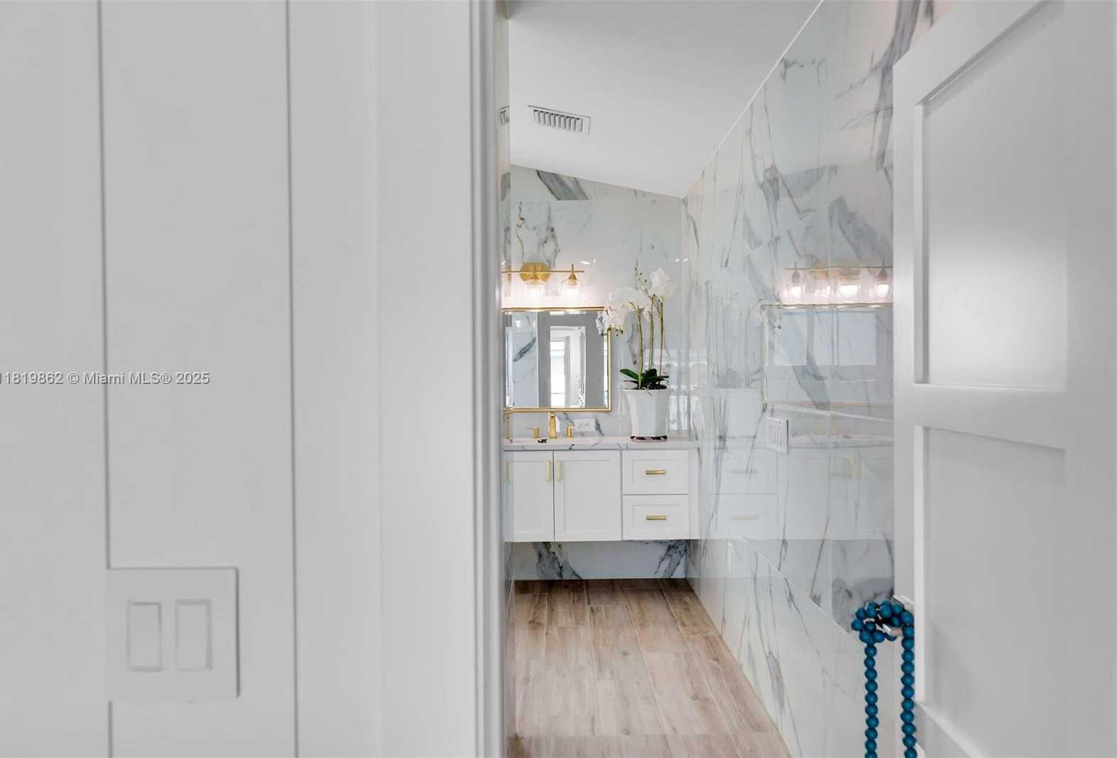 Small Image of 126 VILLA BELLA DR, Islamorada Number 44