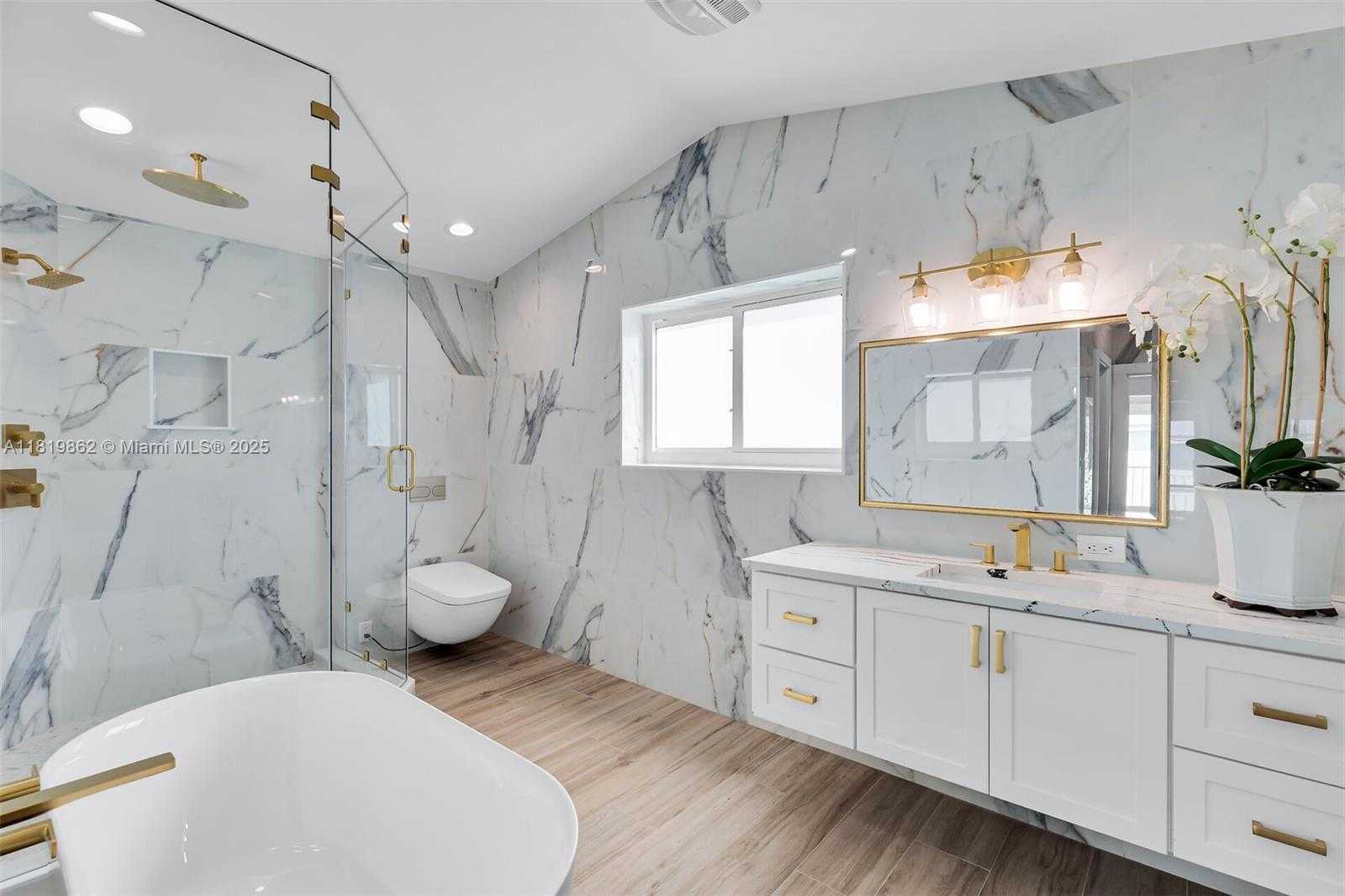 Small Image of 126 VILLA BELLA DR, Islamorada Number 45