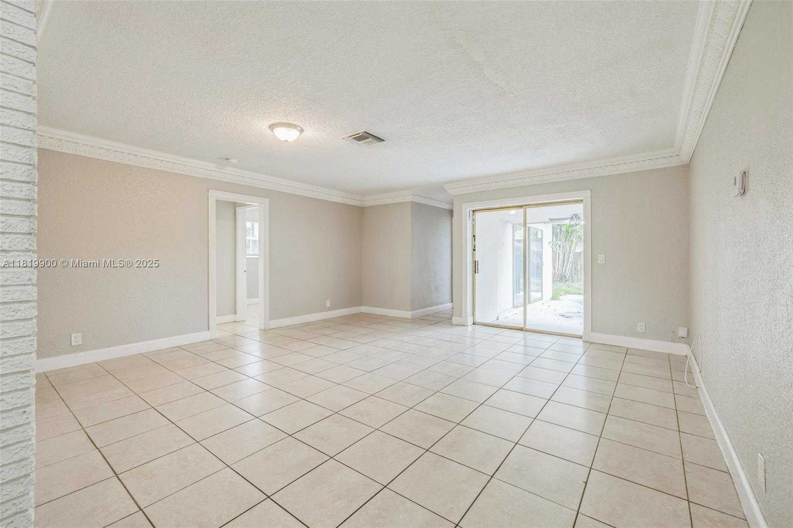 Small Image of 4818 NORTH WEST 8TH ST, Plantation Number 2