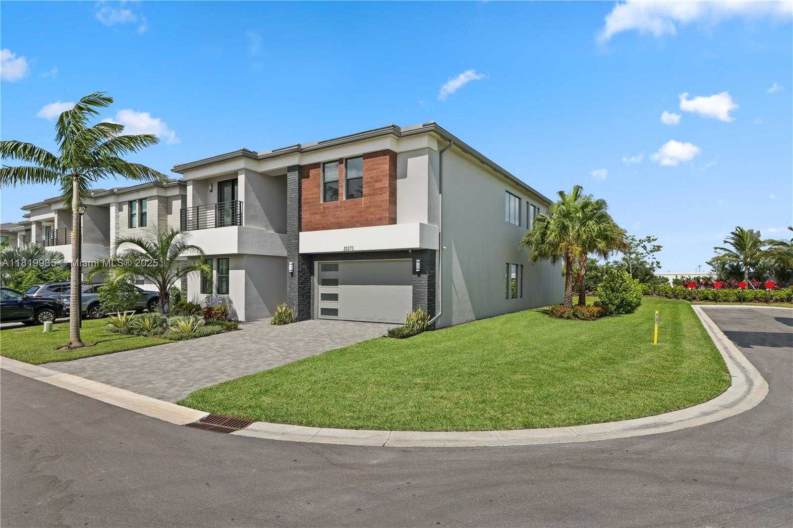 Small Image of 20273 BANDON DUNES RD, Boca Raton Number 3