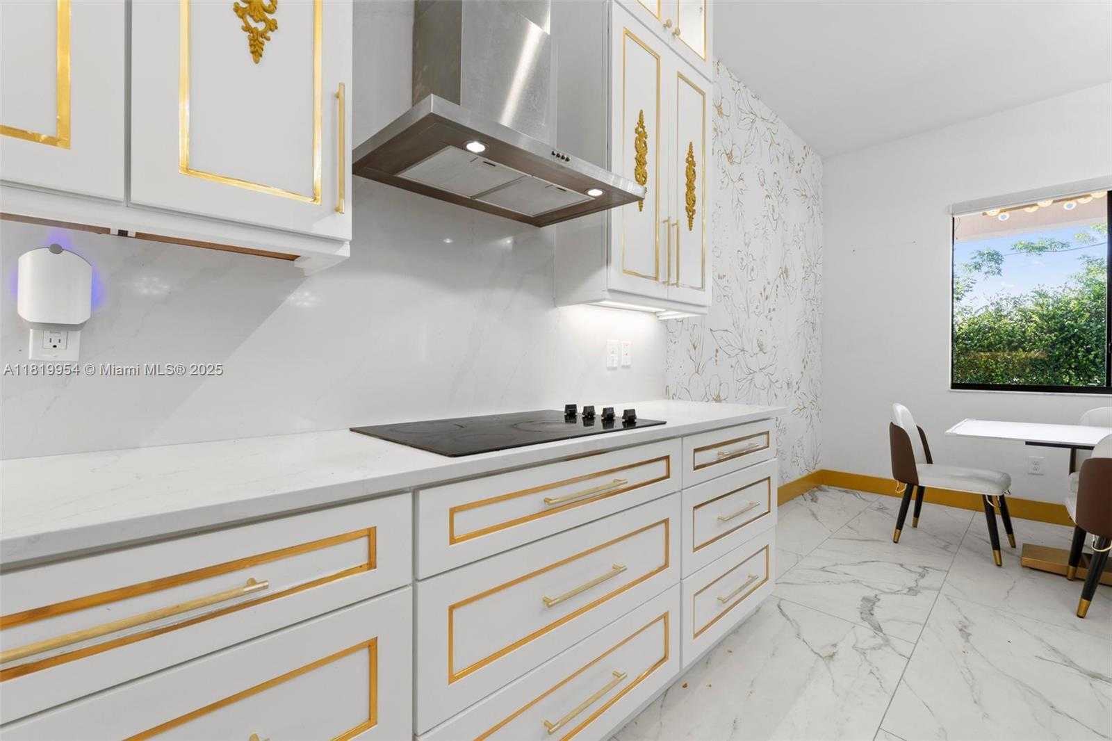 Small Image of 13005 ADDILYN CT, Davie Number 17