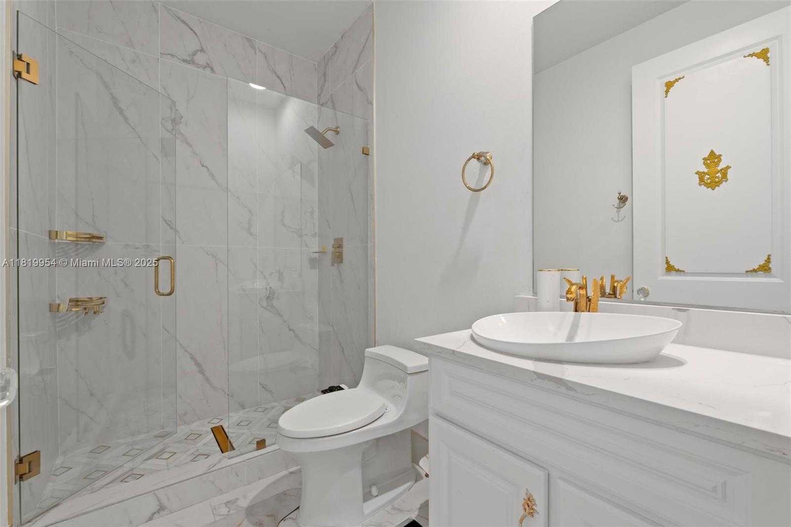 Small Image of 13005 ADDILYN CT, Davie Number 24