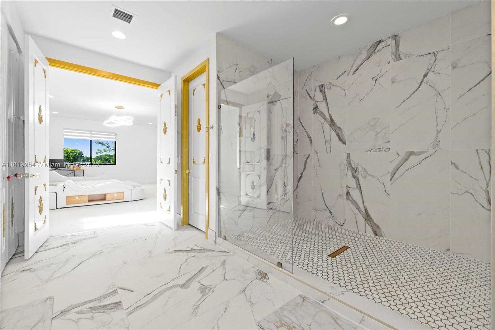 Small Image of 13005 ADDILYN CT, Davie Number 27