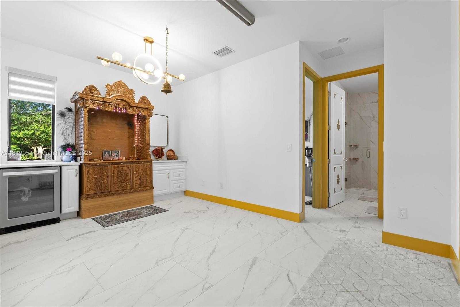 Small Image of 13005 ADDILYN CT, Davie Number 31