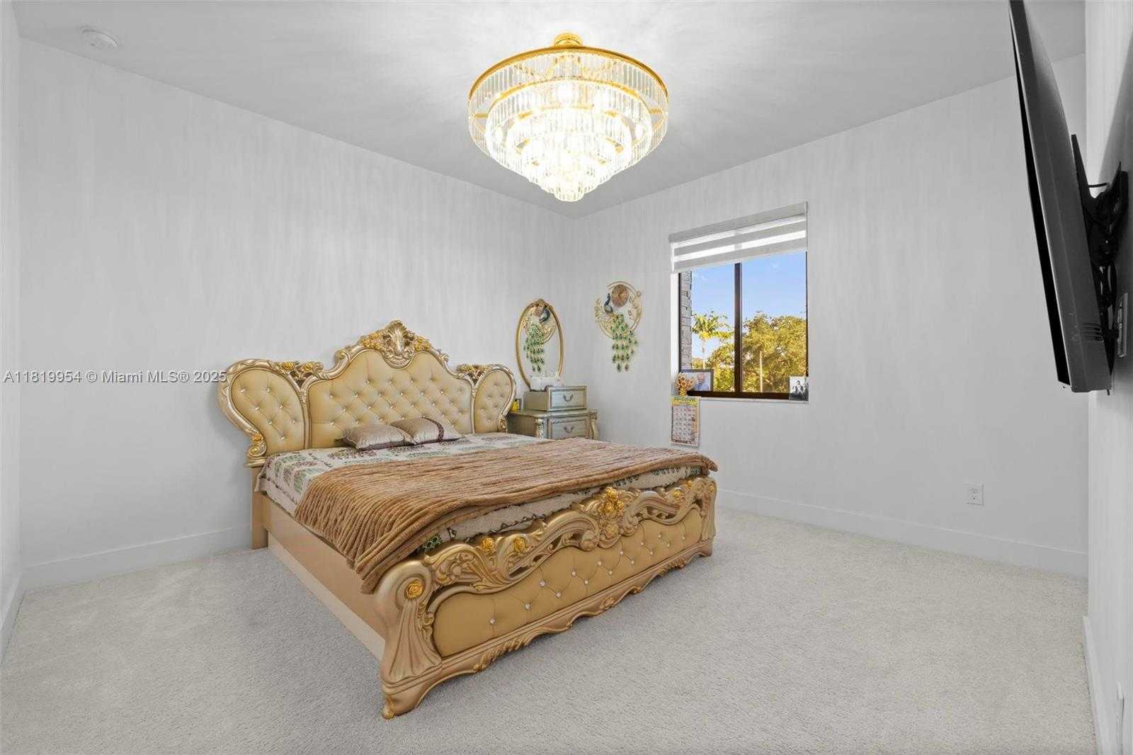 Small Image of 13005 ADDILYN CT, Davie Number 41