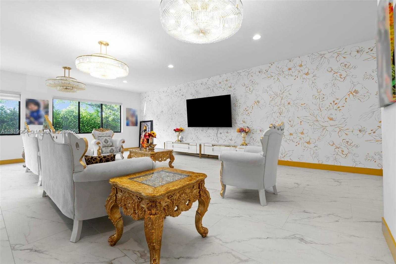 Small Image of 13005 ADDILYN CT, Davie Number 8