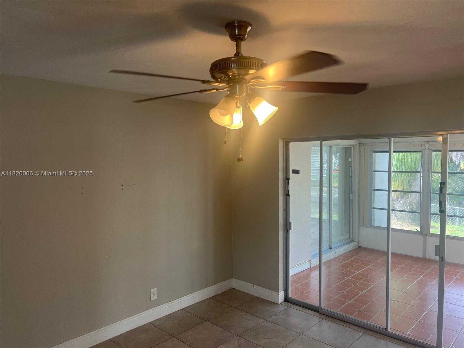Small Image of 2720 SOUTH WEST 18TH ST, Fort Lauderdale Number 8
