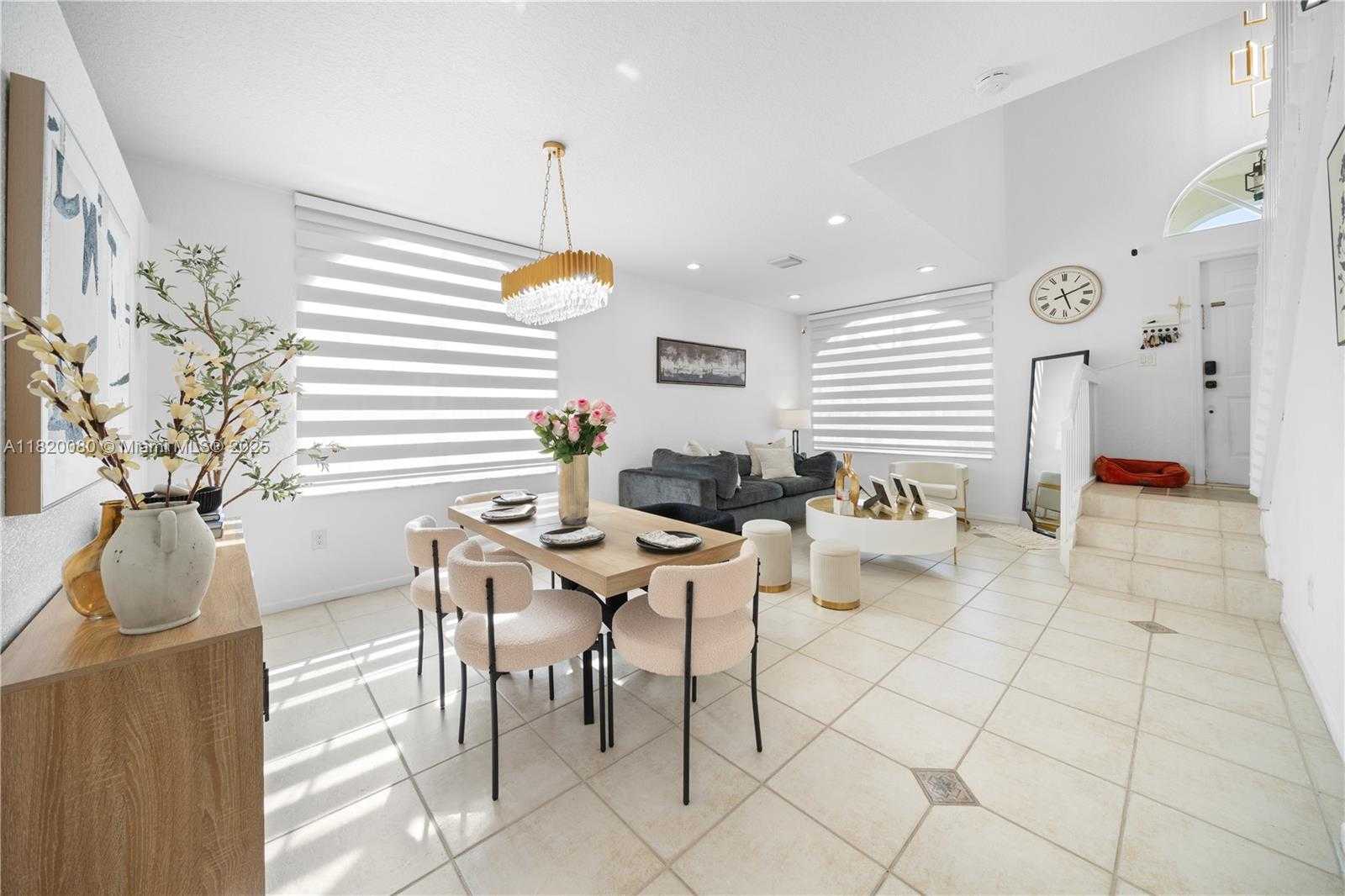 Small Image of 15872 NORTH WEST 21ST ST, Pembroke Pines Number 10