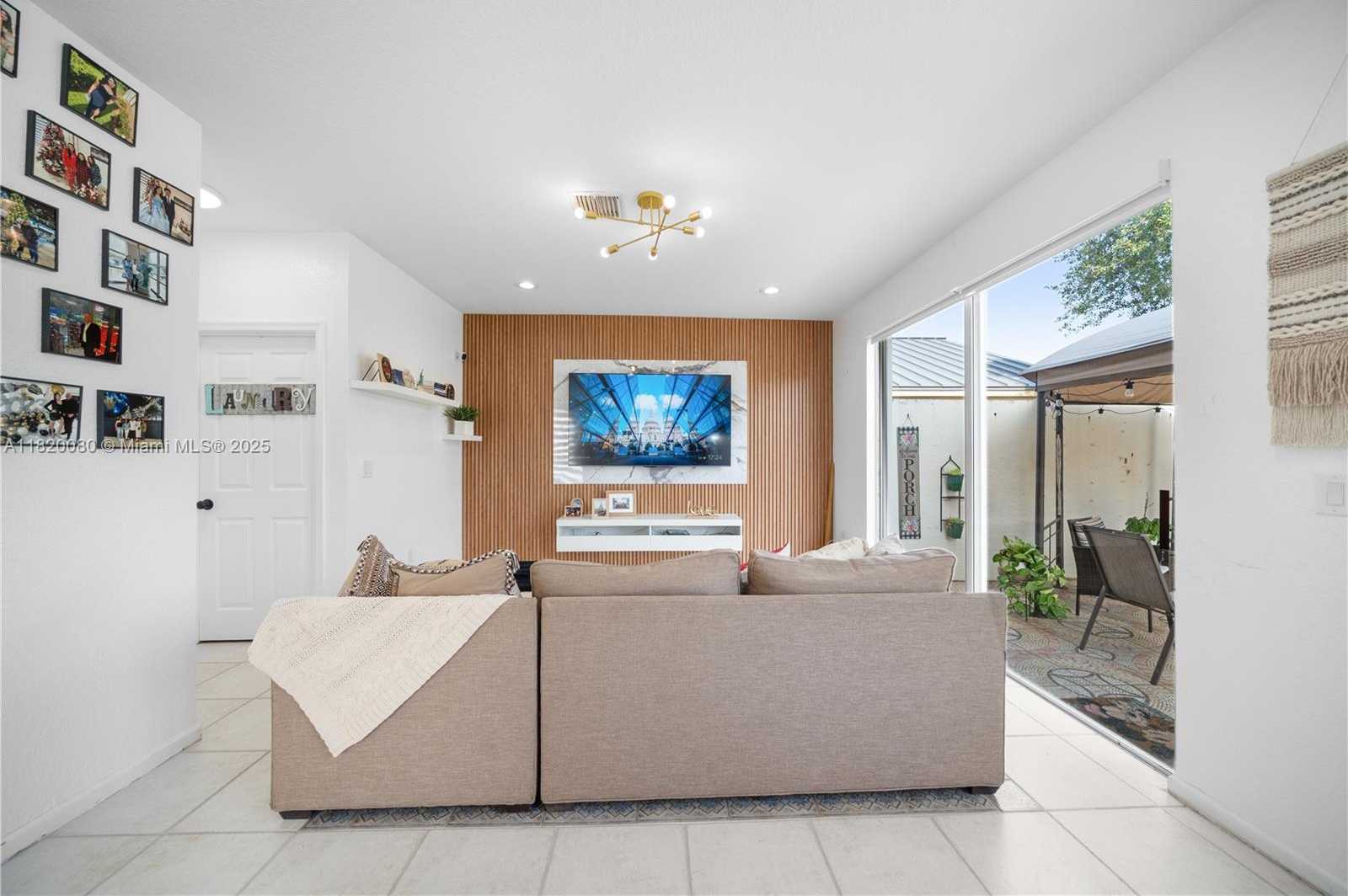 Small Image of 15872 NORTH WEST 21ST ST, Pembroke Pines Number 12